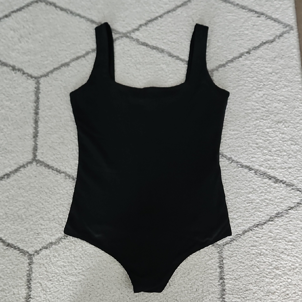 NWT Abercrombie S Black Cotton-Blend Seamless Fabric Tank Bodysuit